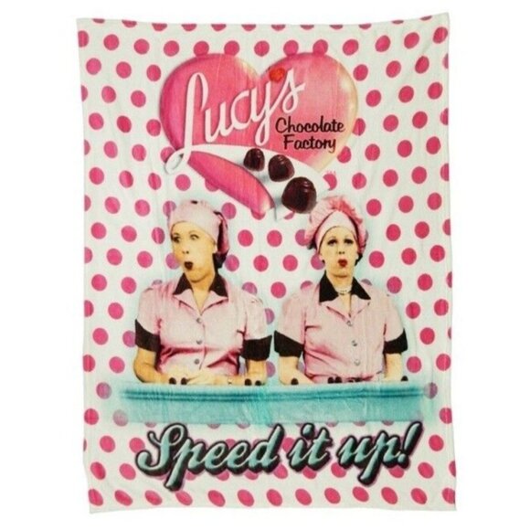 New I Love Lucy Chocolate Factory Plush Fleece Throw Gift Blanket Ethel Episode - Picture 1 of 2